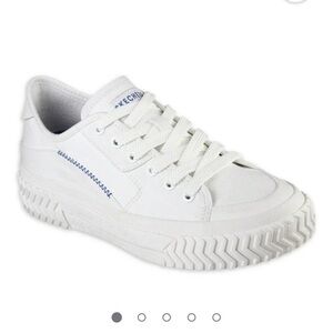 Skechers Street Trax Hi Lace-Up Low Top Casual Sneakers Size Women’s 5.5